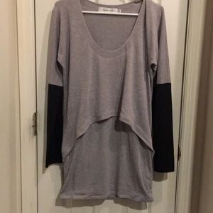 NWOT T-Bags Los Angeles Size M Top Grey Black